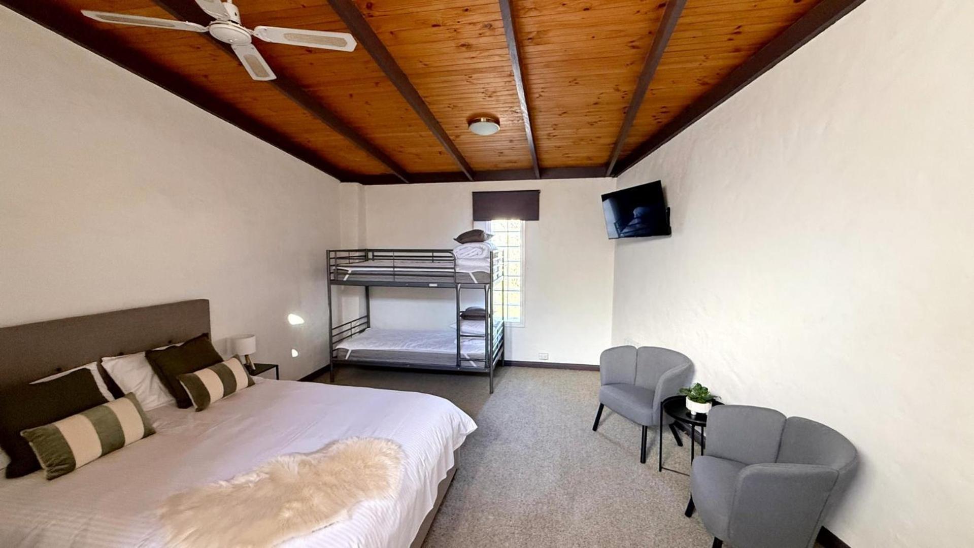 Colonial Bank Motel Omeo Exterior foto